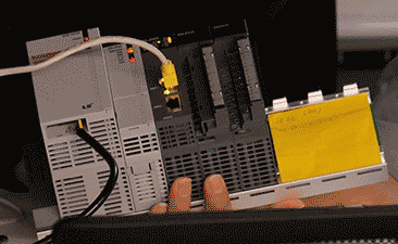 실제 PLC를 이용한 실습 gif